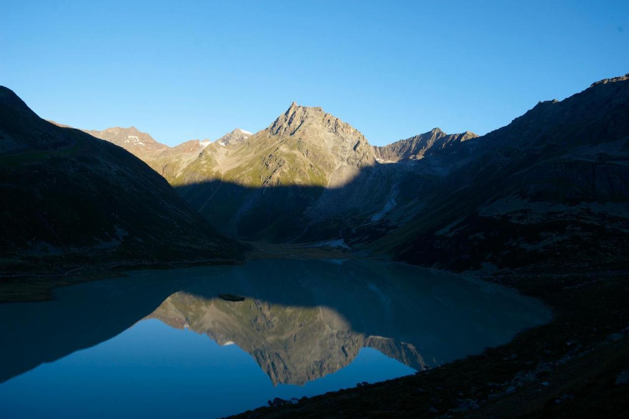 Hotel Garni Romantika Sankt Leonhard im Pitztal Eksteriør bilde